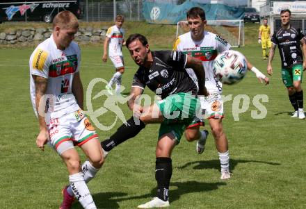 Fussball Regionalliga. WAC Amateure gegen FC Gleisdorf 09. Marcel Holzer, Joshua Janos Gregor Steiger (WAC),  Thomas Wotolen  (Gleisdorf). St. Andrae, am 14.8.2021.
Foto: Kuess
---
pressefotos, pressefotografie, kuess, qs, qspictures, sport, bild, bilder, bilddatenbank
