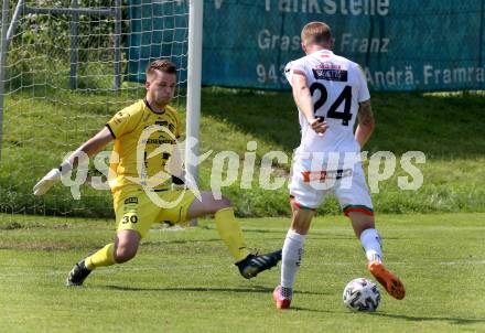 Fussball Regionalliga. WAC Amateure gegen FC Gleisdorf 09. Marcel Holzer (WAC),  Tomislav Lipovac  (Gleisdorf). St. Andrae, am 14.8.2021.
Foto: Kuess
---
pressefotos, pressefotografie, kuess, qs, qspictures, sport, bild, bilder, bilddatenbank