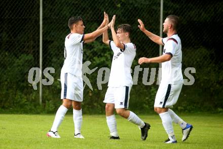 Fussball 1. KLasse C. St. Urban gegen St. Veit. Torjubel  Edin Serdarevic (St. Veit). St. Urban, am 15.8.2021.
Foto: Kuess
---
pressefotos, pressefotografie, kuess, qs, qspictures, sport, bild, bilder, bilddatenbank