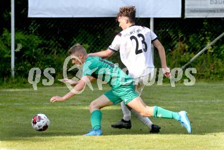 Fussball 1. KLasse C. St. Urban gegen St. Veit. David Schaffer  (St. Urban),   Lukas Bernhard Unterweger (St. Veit). St. Urban, am 15.8.2021.
Foto: Kuess
---
pressefotos, pressefotografie, kuess, qs, qspictures, sport, bild, bilder, bilddatenbank