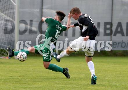 Fussball. Kaerntner Liga. Gmuend gegen Lendorf.  Domenik Steiner (Gmuend),  Julian Mataln  (Lendorf). Gmuend, am 21.8.2021.
Foto: Kuess
www.qspictures.net
---
pressefotos, pressefotografie, kuess, qs, qspictures, sport, bild, bilder, bilddatenbank