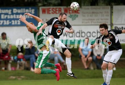 Fussball. Kaerntner Liga. Gmuend gegen Lendorf. Philipp Platzer  (Gmuend),   Fabian Hoi (Lendorf). Gmuend, am 21.8.2021.
Foto: Kuess
www.qspictures.net
---
pressefotos, pressefotografie, kuess, qs, qspictures, sport, bild, bilder, bilddatenbank