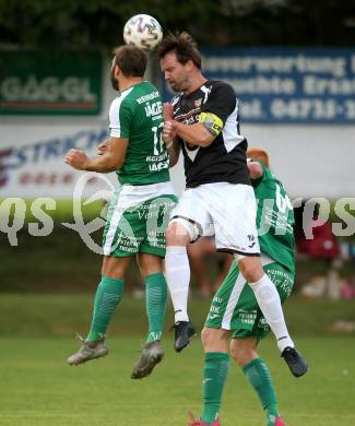 Fussball. Kaerntner Liga. Gmuend gegen Lendorf. Udo Gasser   (Gmuend),   Mario Zagler (Lendorf). Gmuend, am 21.8.2021.
Foto: Kuess
www.qspictures.net
---
pressefotos, pressefotografie, kuess, qs, qspictures, sport, bild, bilder, bilddatenbank