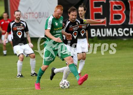 Fussball. Kaerntner Liga. Gmuend gegen Lendorf.  Udo Gasser  (Gmuend),   Christian Wernisch (Lendorf). Gmuend, am 21.8.2021.
Foto: Kuess
www.qspictures.net
---
pressefotos, pressefotografie, kuess, qs, qspictures, sport, bild, bilder, bilddatenbank
