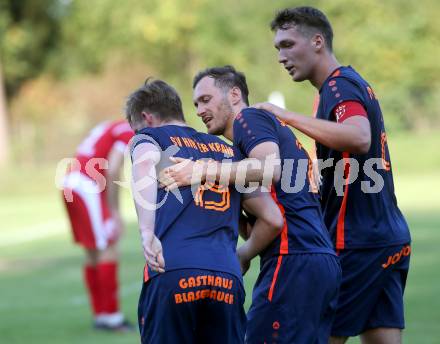 Fussball. Kaerntner Liga. ATUS Ferlach gegen Kraig.  Torjubel Martin Franz Alexander Lamzari, Moritz Johannes Kirbach,  Mario Antunovic (Kraig). Ferlach, am 21.8.2021.
Foto: Kuess
www.qspictures.net
---
pressefotos, pressefotografie, kuess, qs, qspictures, sport, bild, bilder, bilddatenbank