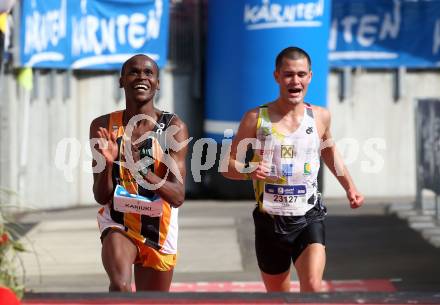 Kaernten laeuft. Ronald Ngigi Kariuki, Felix Geieregger. Velden, am 22.8.2021.
Foto: Kuess
---
pressefotos, pressefotografie, kuess, qs, qspictures, sport, bild, bilder, bilddatenbank