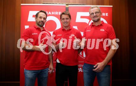 Eishockey. Bundesliga. KAC. Pressekonferenz.   Thomas Koch, Oliver Pilloni, Petri Matikainen. Klagenfurt, 26.8.2021.
Foto: Kuess
www.qspictures.net
---
pressefotos, pressefotografie, kuess, qs, qspictures, sport, bild, bilder, bilddatenbank