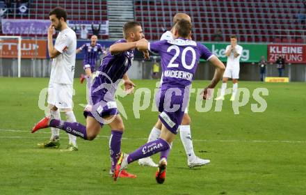 Fussball. Bundesliga. SK Austria Klagenfurt gegen WSG Tirol.  Torjubel Turgay Gemicibasi,  Tim Maciejewski (Klagenfurt). Klagenfurt, am 28.8.2021.
Foto: Kuess
www.qspictures.net
---
pressefotos, pressefotografie, kuess, qs, qspictures, sport, bild, bilder, bilddatenbank