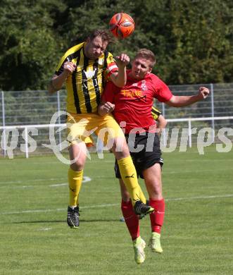 Fussball. 1. KLasse B. Maria Gail gegen Rothenthurn. Raphael Kattnig (Maria Gail),   Andreas Kampitsch (Rothenthurn). Maria Gail, am 29.8.2021.
Foto: Kuess
---
pressefotos, pressefotografie, kuess, qs, qspictures, sport, bild, bilder, bilddatenbank
