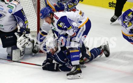 Eishockey Testspiel. EC Grand Immo VSV gegen HK Nitra. Martin Urbanek,   (VSV),  Filip Bajtek (Nitra). Villach, am 31.8.2021.
Foto: Kuess
www.qspictures.net
---
pressefotos, pressefotografie, kuess, qs, qspictures, sport, bild, bilder, bilddatenbank