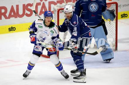 Eishockey Testspiel. EC Grand Immo VSV gegen HK Nitra.  Marco Richter, (VSV), Martin Bodak   (Nitra). Villach, am 31.8.2021.
Foto: Kuess
www.qspictures.net
---
pressefotos, pressefotografie, kuess, qs, qspictures, sport, bild, bilder, bilddatenbank
