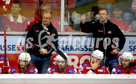 EBEL. Eishockey Bundesliga. KAC gegen	HC TIWAG Innsbruck. Trainer Petri Matikainen, Co-Trainer Juha Vuori (KAC). Klagenfurt, am 18.9.2021.
Foto: Kuess
www.qspictures.net

---
pressefotos, pressefotografie, kuess, qs, qspictures, sport, bild, bilder, bilddatenbank