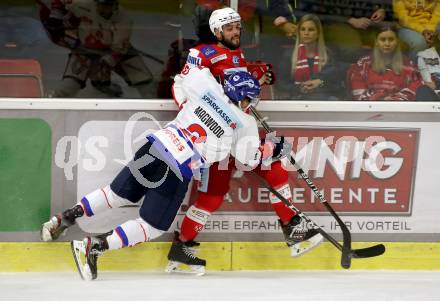 EBEL. Eishockey Bundesliga. KAC gegen	HC TIWAG Innsbruck. Steven Strong,  (KAC), Zachary Magwood  (Innsbruck). Klagenfurt, am 18.9.2021.
Foto: Kuess
www.qspictures.net

---
pressefotos, pressefotografie, kuess, qs, qspictures, sport, bild, bilder, bilddatenbank