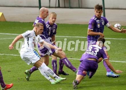 Fussball. Bundesliga. SK Austria Klagenfurt gegen  LASK.  Nicolas Wimmer, Andreas Cvetko, Thorsten Mahrer,  (Klagenfurt), Christoph Monschein (LASK). Klagenfurt, am 19.9.2021.
Foto: Kuess
www.qspictures.net
---
pressefotos, pressefotografie, kuess, qs, qspictures, sport, bild, bilder, bilddatenbank
