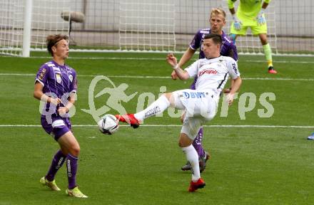 Fussball. Bundesliga. SK Austria Klagenfurt gegen  LASK. Alex Timossi Andersson,  (Klagenfurt), Peter Michorl  (LASK). Klagenfurt, am 19.9.2021.
Foto: Kuess
www.qspictures.net
---
pressefotos, pressefotografie, kuess, qs, qspictures, sport, bild, bilder, bilddatenbank