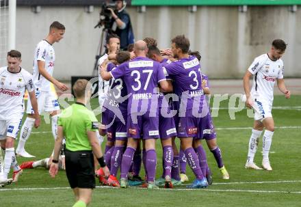 Fussball. Bundesliga. SK Austria Klagenfurt gegen  LASK.  Torjubel Turgay Gemicibasi, Patrick Greil, Markus Pink, Christopher Cvetko, Florian Rieder, Nicolas Wimmer, Thorsten Mahrer (Klagenfurt). Klagenfurt, am 19.9.2021.
Foto: Kuess
www.qspictures.net
---
pressefotos, pressefotografie, kuess, qs, qspictures, sport, bild, bilder, bilddatenbank