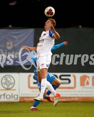 Fussball OEFB Cup. Treibach gegen FAC Wien.  Raffael Mario Kaefer (Treibach),   (FAC). Treibach, am 21.9.2021.
Foto: Kuess
---
pressefotos, pressefotografie, kuess, qs, qspictures, sport, bild, bilder, bilddatenbank