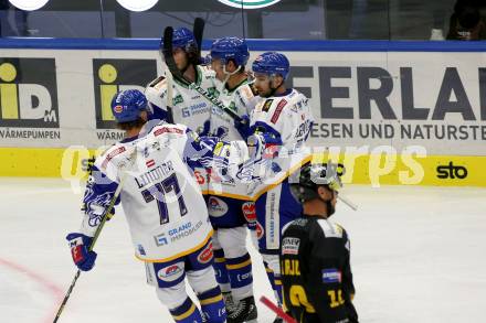 EBEL. Eishockey Bundesliga. VSV gegen HC Pustertal Woelfe.  Torjubel Philipp Lindner, Maximilian Rebernig, Felix Maxa, Brett Flemming (VSV). Villach, am 24.9.2021.
Foto: Kuess
www.qspictures.net
---
pressefotos, pressefotografie, kuess, qs, qspictures, sport, bild, bilder, bilddatenbank