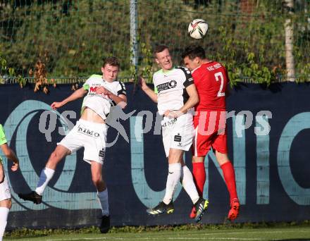 Fussball. Kaerntner Liga. KAC 1909 gegen Feldkirchen SV. David Graefischer  (KAC),  Simon David Schadenbauer, Bajro Besic  (Feldkirchen). Klagenfurt, am 25.9.2021.
Foto: Kuess
www.qspictures.net
---
pressefotos, pressefotografie, kuess, qs, qspictures, sport, bild, bilder, bilddatenbank