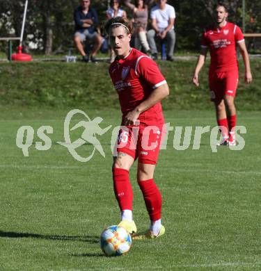 Fussball. Kaerntner Liga. Ferlach Atus gegen St. Michael/Bl.. Christopher Katschnig  (Ferlach). Ferlach, am 25.9.2021.
Foto: Kuess
www.qspictures.net
---
pressefotos, pressefotografie, kuess, qs, qspictures, sport, bild, bilder, bilddatenbank