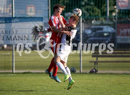 Fussball. Kaerntner Liga. KAC 1909 gegen Feldkirchen SV. Alexander Maximinian Bergmann  (KAC),   Michael Groinig  (Feldkirchen). Klagenfurt, am 25.9.2021.
Foto: Kuess
www.qspictures.net
---
pressefotos, pressefotografie, kuess, qs, qspictures, sport, bild, bilder, bilddatenbank