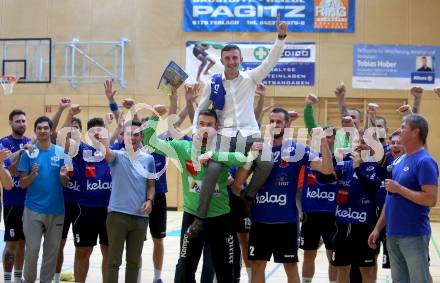Handball. SC Kelag Ferlach gegen Sparkasse Schwaz Handball Tirol.   Verabschiedung Izudin Mujanovic. Ferlach, am 25.9.2021. 
Foto: Kuess
---
pressefotos, pressefotografie, kuess, qs, qspictures, sport, bild, bilder, bilddatenbank