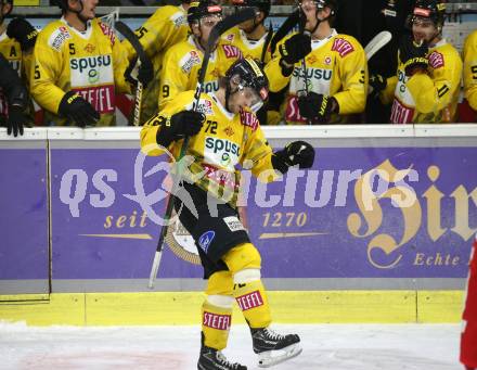 EBEL. Eishockey Bundesliga. KAC gegen	spusu Vienna Capitals. Torjubel Nicolai Meyer   (Vienna Capitals). Klagenfurt, am 1.10.2021.
Foto: Kuess
www.qspictures.net

---
pressefotos, pressefotografie, kuess, qs, qspictures, sport, bild, bilder, bilddatenbank