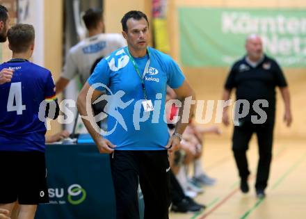 Handball. SC Kelag Ferlach gegen Sparkasse Schwaz Handball Tirol.   Trainer Miro Barisic (Ferlach). Ferlach, am 25.9.2021. 
Foto: Kuess
---
pressefotos, pressefotografie, kuess, qs, qspictures, sport, bild, bilder, bilddatenbank