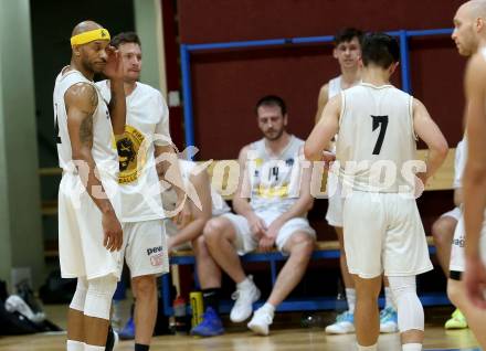 Basketball Austria Cup 2021/2022.  Woerthersee Piraten gegen BBU Salzburg. enttaeuscht (Piraten). Klagenfurt, am 2.10.2021.
Foto: Kuess
www.qspictures.net

---
pressefotos, pressefotografie, kuess, qs, qspictures, sport, bild, bilder, bilddatenbank