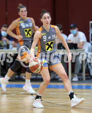 Basketball Damen Superliga 2021/2022. Grunddurchgang 1. Runde.  KOS Celovec Damen gegen BK Duchess Klosterneuburg. Michaela Wildbacher  (Klosterneuburg). Klagenfurt, am 2.10.2021.
Foto: Kuess
www.qspictures.net
---
pressefotos, pressefotografie, kuess, qs, qspictures, sport, bild, bilder, bilddatenbank