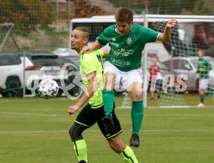 Fussball. 2. Klasse A. Ainet gegen Obermillstatt.  Simon Christof Oblasser (Ainet), Tobias Koefler  (Obermillstatt). Ainet, 3.10.2021.
Foto: Kuess
---
pressefotos, pressefotografie, kuess, qs, qspictures, sport, bild, bilder, bilddatenbank