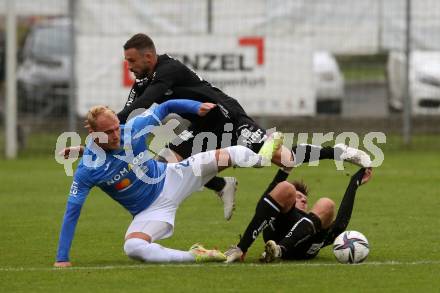 Fussball Testspiel. SK Austria Klagenfurt gegen NK Bravo (SLO).    Philipp Huetter, Herbert Paul (Klagenfurt), Sandi Ogrinec (SLO). Sportpark Fischl. Klagenfurt, am 8.10.2021.
Foto: Kuess
---
pressefotos, pressefotografie, kuess, qs, qspictures, sport, bild, bilder, bilddatenbank