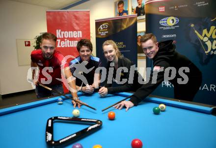 Billard. Pressekonferenz. Ouschan Albin, Kelly Fisher, Margarita Fefilova, Tyler Styer. Klagenfurt, 5.10.2021.
Foto: Kuess
---
pressefotos, pressefotografie, kuess, qs, qspictures, sport, bild, bilder, bilddatenbank