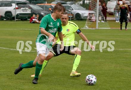 Fussball. 2. Klasse A. Ainet gegen Obermillstatt. Mathias Jost   (Ainet),    Tobias Koefler (Obermillstatt). Ainet, 3.10.2021.
Foto: Kuess
---
pressefotos, pressefotografie, kuess, qs, qspictures, sport, bild, bilder, bilddatenbank