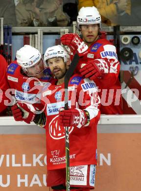 EBEL. Eishockey Bundesliga. KAC gegen	Black Wings Linz. Johannes Bischofberger, Thomas Koch, Thomas Hundertpfund (KAC). Klagenfurt, am 8.10.2021.
Foto: Kuess
www.qspictures.net

---
pressefotos, pressefotografie, kuess, qs, qspictures, sport, bild, bilder, bilddatenbank