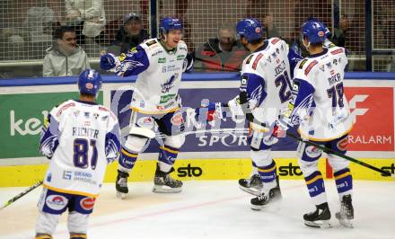 EBEL. Eishockey Bundesliga. VSV gegen HCB Suedtirol Alperia. Torjubel Marco Richter, Benjamin Lanzinger, Yannic Pilloni, Felix Maxa  (VSV). Villach, am 10.10.2021.
Foto: Kuess
www.qspictures.net
---
pressefotos, pressefotografie, kuess, qs, qspictures, sport, bild, bilder, bilddatenbank