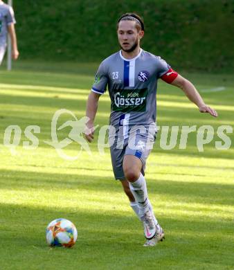 Fussball. Kaerntner Liga. Ferlach Atus gegen Dellach/Gail.  Maximilian Wastian   (Dellach). Ferlach, am 9.10.2021.
Foto: Kuess
www.qspictures.net
---
pressefotos, pressefotografie, kuess, qs, qspictures, sport, bild, bilder, bilddatenbank