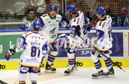 EBEL. Eishockey Bundesliga. VSV gegen HCB Suedtirol Alperia. Torjubel Marco Richter, Benjamin Lanzinger, Yannic Pilloni, Felix Maxa  (VSV). Villach, am 10.10.2021.
Foto: Kuess
www.qspictures.net
---
pressefotos, pressefotografie, kuess, qs, qspictures, sport, bild, bilder, bilddatenbank