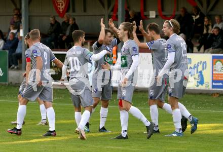 Fussball. Kaerntner Liga. Ferlach Atus gegen Dellach/Gail.  Torjubel Lukas Fabian Santner   (Dellach). Ferlach, am 9.10.2021.
Foto: Kuess
www.qspictures.net
---
pressefotos, pressefotografie, kuess, qs, qspictures, sport, bild, bilder, bilddatenbank