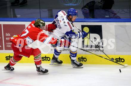 EBEL. Eishockey Bundesliga. VSV gegen HCB Suedtirol Alperia. Scott Kosmachuk,   (VSV), Keegan Lowe  (Bozen). Villach, am 10.10.2021.
Foto: Kuess
www.qspictures.net
---
pressefotos, pressefotografie, kuess, qs, qspictures, sport, bild, bilder, bilddatenbank