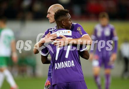 Fussball. Bundesliga. SK Austria Klagenfurt gegen  SK Rapid. Jubel Gloire Amanda, Nicolas Wimmer  (Klagenfurt). Klagenfurt, am 16.10.2021.
Foto: Kuess
www.qspictures.net
---
pressefotos, pressefotografie, kuess, qs, qspictures, sport, bild, bilder, bilddatenbank
