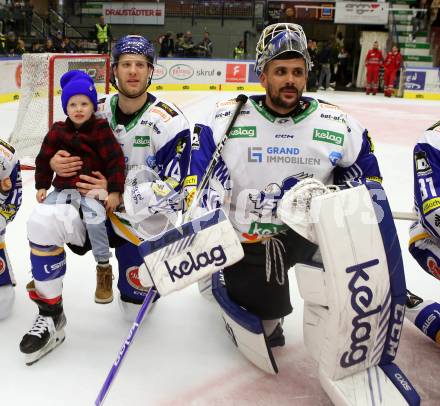 EBEL. Eishockey Bundesliga. VSV gegen Moser Medical Graz99ers. Kevin Moderer, Andreas Bernard (VSV). Villach, am 17.10.2021.
Foto: Kuess
www.qspictures.net
---
pressefotos, pressefotografie, kuess, qs, qspictures, sport, bild, bilder, bilddatenbank