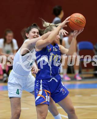 Basketball Damen Superliga 2021/2022. Grunddurchgang 3. Runde.  KOS Celovec Damen gegen DBB LZ OOE.  Sasa Tomazic (KOS),  Sonja Andjelkovic (DBB LZ OOE). Klagenfurt, am 16.10.2021.
Foto: Kuess
www.qspictures.net
---
pressefotos, pressefotografie, kuess, qs, qspictures, sport, bild, bilder, bilddatenbank