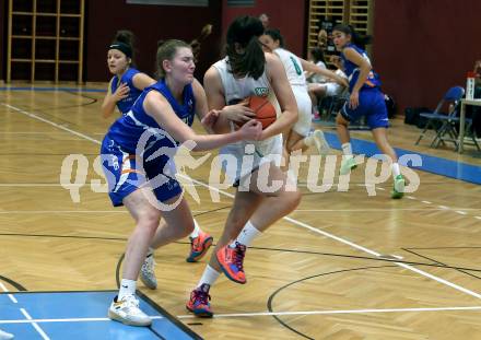 Basketball Damen Superliga 2021/2022. Grunddurchgang 3. Runde.  KOS Celovec Damen gegen DBB LZ OOE.  Sasa Tomazic (KOS), Lara Mendl  (DBB LZ OOE). Klagenfurt, am 16.10.2021.
Foto: Kuess
www.qspictures.net
---
pressefotos, pressefotografie, kuess, qs, qspictures, sport, bild, bilder, bilddatenbank