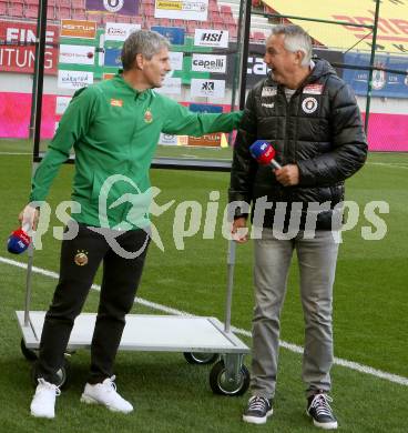 Fussball. Bundesliga. SK Austria Klagenfurt gegen  SK Rapid. Trainer Peter Pacult, Trainer Dietmar Kuehbauer. Klagenfurt, am 16.10.2021.
Foto: Kuess
www.qspictures.net
---
pressefotos, pressefotografie, kuess, qs, qspictures, sport, bild, bilder, bilddatenbank