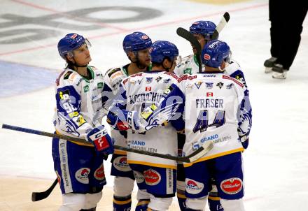EBEL. Eishockey Bundesliga. VSV gegen Moser Medical Graz99ers.  Torjubel Anton Karlsson, John Hughes, Jamie Fraser,  Anton Karlsson, Scott Kosmachuk, Joel Broda (VSV). Villach, am 17.10.2021.
Foto: Kuess
www.qspictures.net
---
pressefotos, pressefotografie, kuess, qs, qspictures, sport, bild, bilder, bilddatenbank