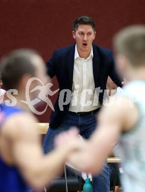 Basketball Austria Cup 2021/22.  KOS Celovec gegen  Vienna D.C. Timberwolves. Trainer Rok Heiligstein (KOS). Klagenfurt, am 24.10.2021.
Foto: Kuess
www.qspictures.net
---
pressefotos, pressefotografie, kuess, qs, qspictures, sport, bild, bilder, bilddatenbank