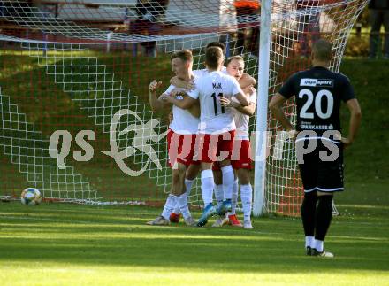 Fussball. Kaerntner Liga. Ferlach Atus gegen ATSV Wolfsberg.  Torjubel  Stephan Buergler, Hannes Marcel Schwarz, Tobias Alexander Schaflechner, Dominik Mak (Ferlach). Ferlach, 23.10.2021.
Foto: Kuess
---
pressefotos, pressefotografie, kuess, qs, qspictures, sport, bild, bilder, bilddatenbank