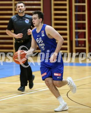 Basketball Austria Cup 2021/22.  KOS Celovec gegen  Vienna D.C. Timberwolves. Paul Rotter  (Timberwolves). Klagenfurt, am 24.10.2021.
Foto: Kuess
www.qspictures.net
---
pressefotos, pressefotografie, kuess, qs, qspictures, sport, bild, bilder, bilddatenbank