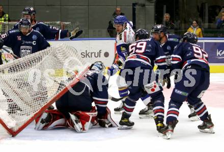 EBEL. Eishockey Bundesliga. VSV gegen Fehervar AV19. Marco Richter,   (VSV), Rasmus Tirronen  (Fehervar AV19). Villach, am 26.10.2021.
Foto: Kuess
www.qspictures.net
---
pressefotos, pressefotografie, kuess, qs, qspictures, sport, bild, bilder, bilddatenbank